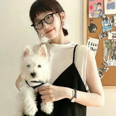 红。白。蓝